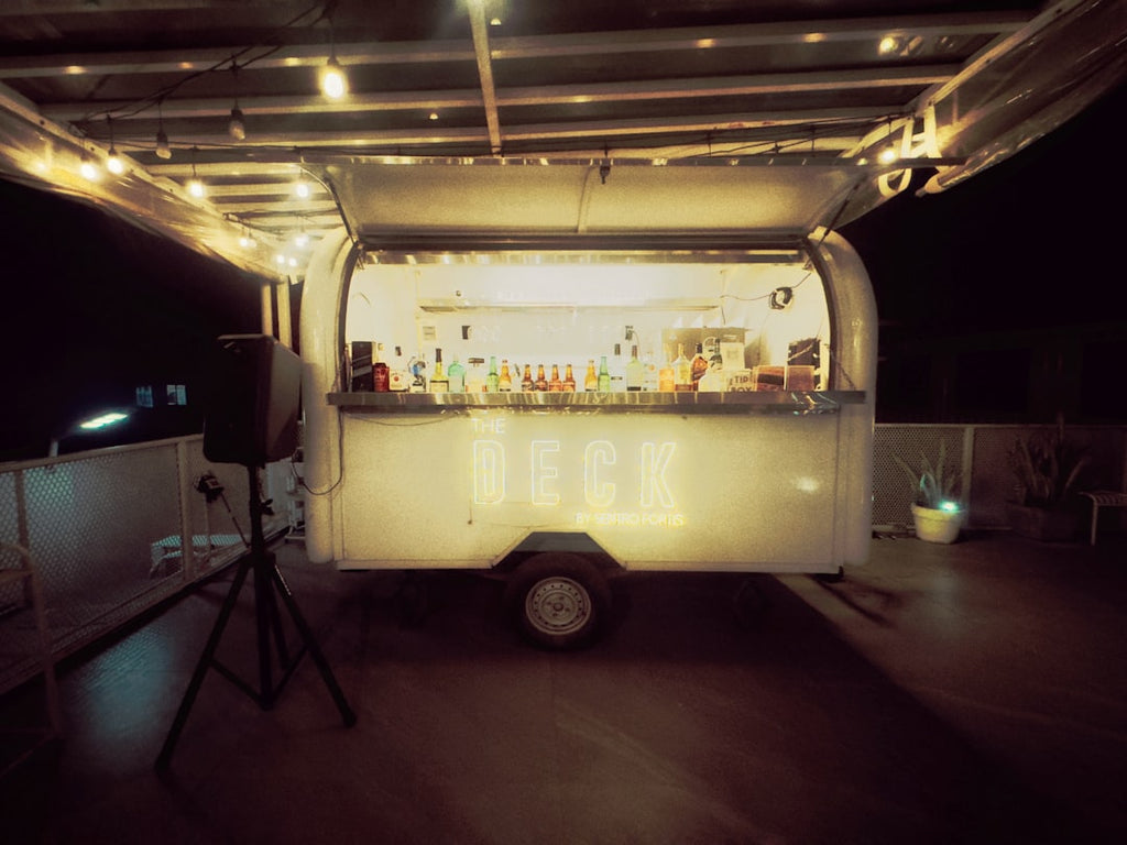 Mobile bar food truck design reference 3